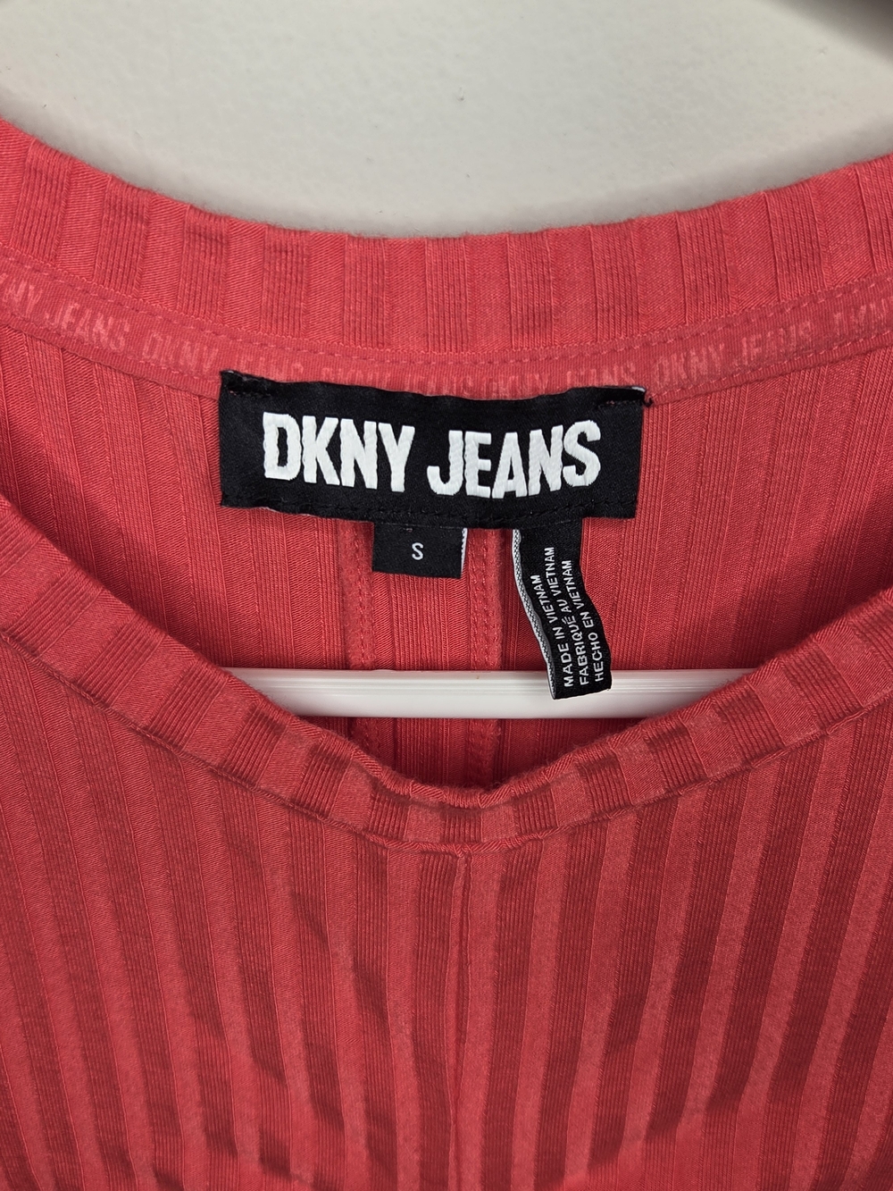 Dkny Pink Ruched Ribbed Crop Tee - Picture 2 of 3